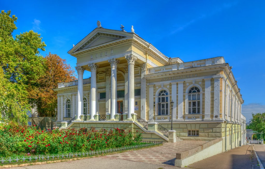 Muzeum Archeologiczne w Odessie na Ukrainie w słoneczny jesienny dzień 14.10.2019 r.