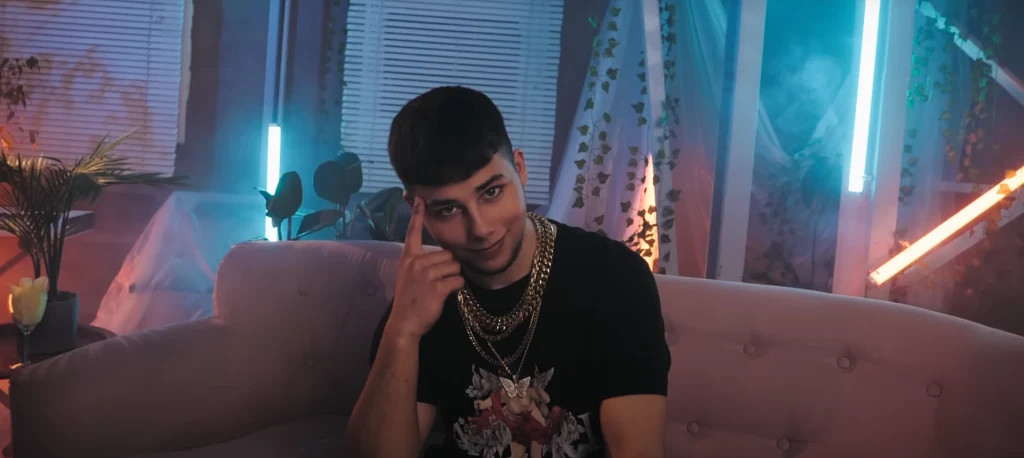 Allan Krupa klip "WOW" Allan Krupa klip "WOW"