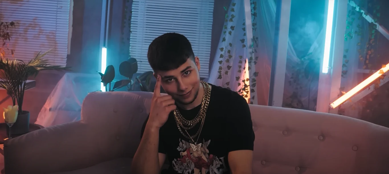 Allan Krupa klip "WOW"