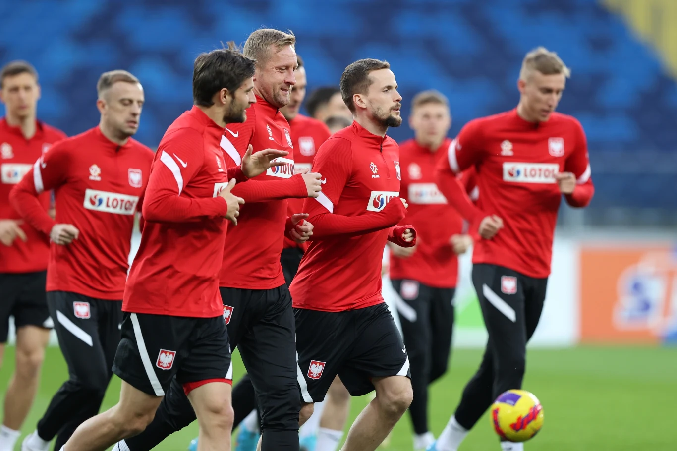 Tomasz Kędziora (w środku) dokończy sezon w barwach PAOK-u Saloiniki Tomasz Kędziora (w środku) dokończy sezon w barwach PAOK-u Saloiniki