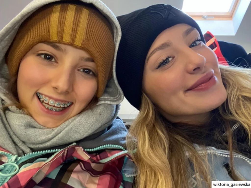 Wiktoria Gąsiewska i Nicole Gąsiewska Wiktoria Gąsiewska i Nicole Gąsiewska