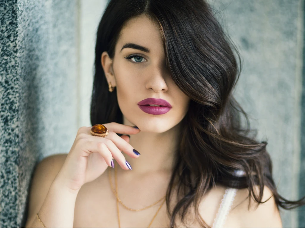 Oto odpowiedni kolor włosów dla twojego znaku zodiaku! W 2023 czeka cię metamorfoza