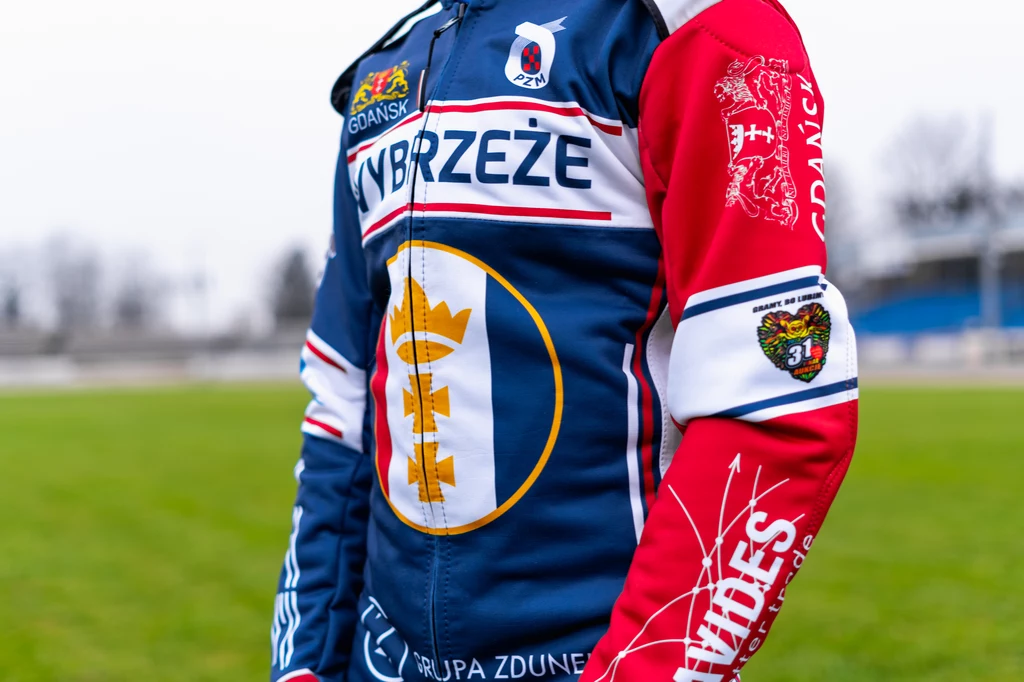 Nowe stroje Wybrzeża na sezon 2023