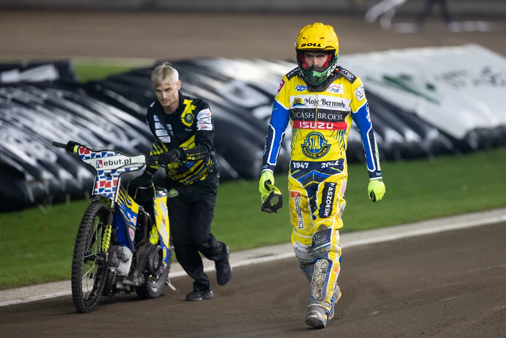 Martin Vaculik po defekcie motocykla