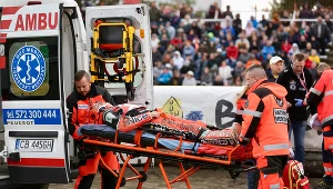 Zamroczeni, połamani. Są lekarze, którzy na to nie pozwolą