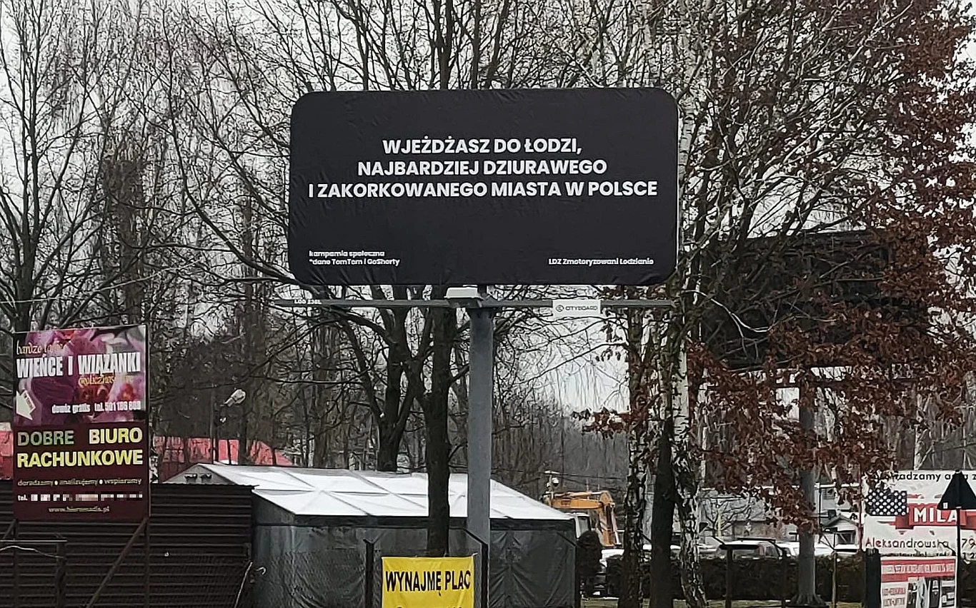 Informacje na bilbordach nie są wyssane z palca. Bazują m.in na danych TomTom i INRIX / fot. LDZ Zmotoryzowani Łodzianie