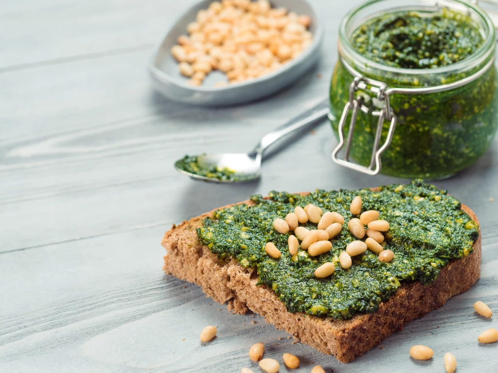 Rukiew wodna świetnie sprawdzi się w domowym pesto