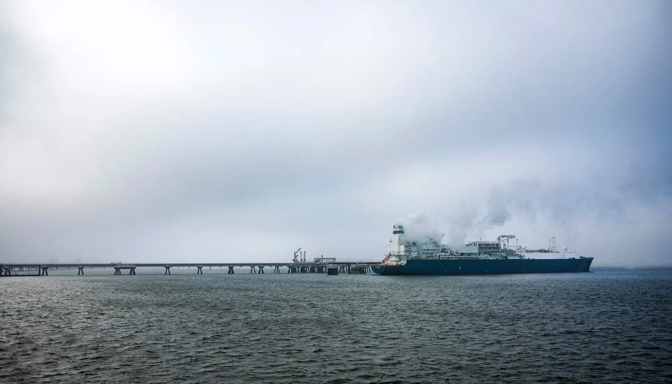 Na zdjeciu niemiecki terminal FSRU otwarty w grudniu 2022 roku Na zdjeciu niemiecki terminal FSRU otwarty w grudniu 2022 roku