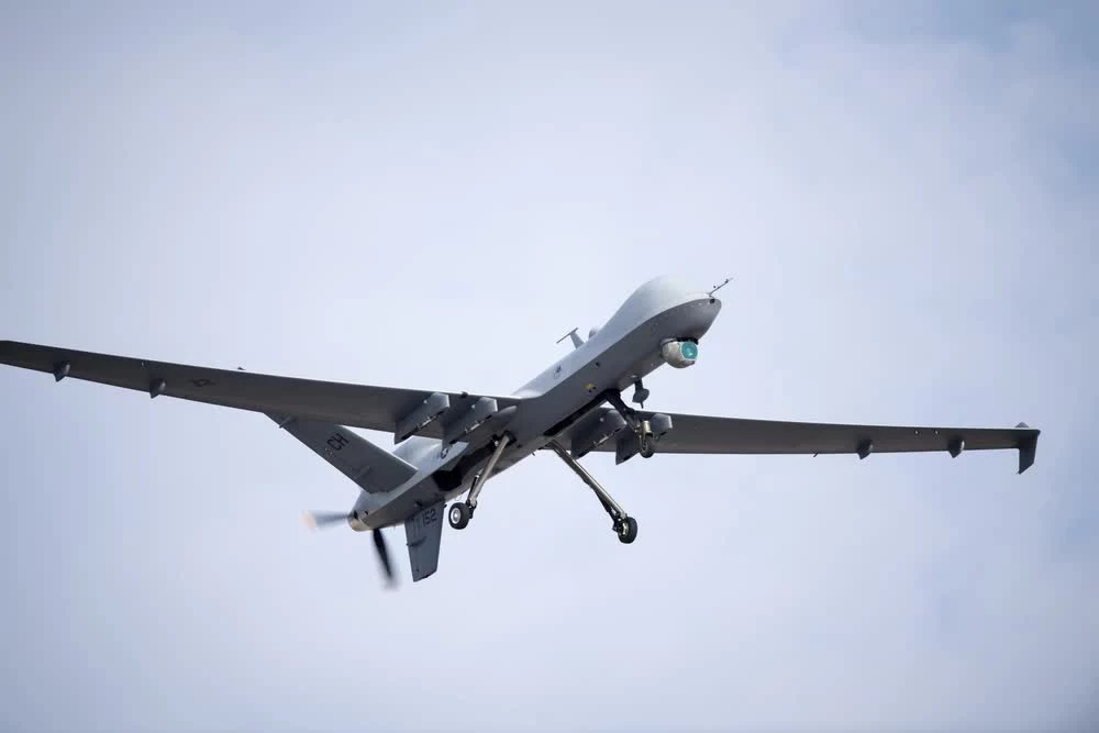 MQ-9 Reaper to konstrukcja będąca rozwinięciem drona MQ-1 Predator. Jest maszyną klasy MALE mająca operować na średnim pułapie, przed długi czas