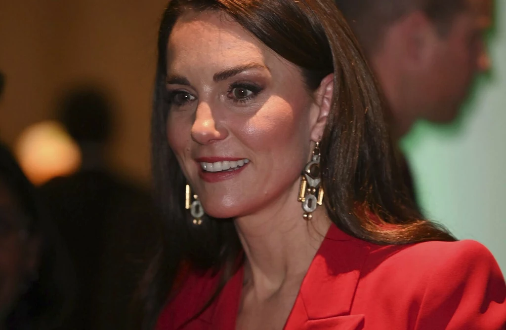 Kate Middleton zachwyca w ognistej stylizacji. Księżna to już prawdziwa ikona stylu?