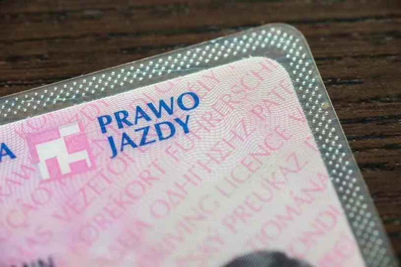 Bezterminowe prawa jazdy bezterminowe są tylko z nazwy. Każdego posiadacza takiego dokumentu czeka obowiązkowa wymiana