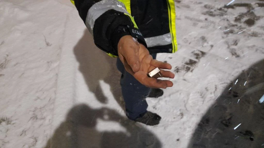 Taki mały magnes powodował wyłączenie tachografu