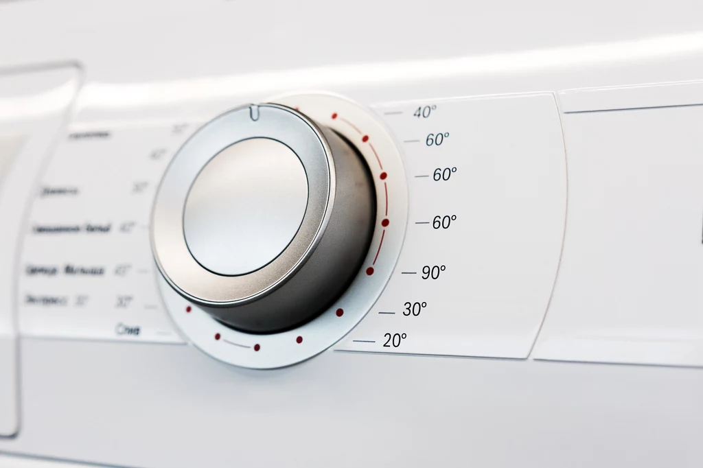 Nieodpowiednia temperatura prania sprzyja szybszemu płowieniu ubrań