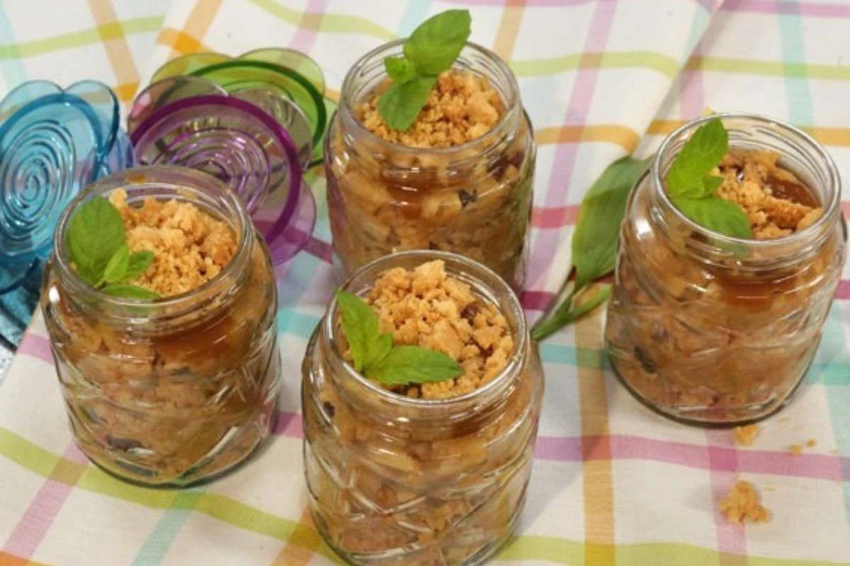 Szarlotka w słoikach Szarlotka w słoikach