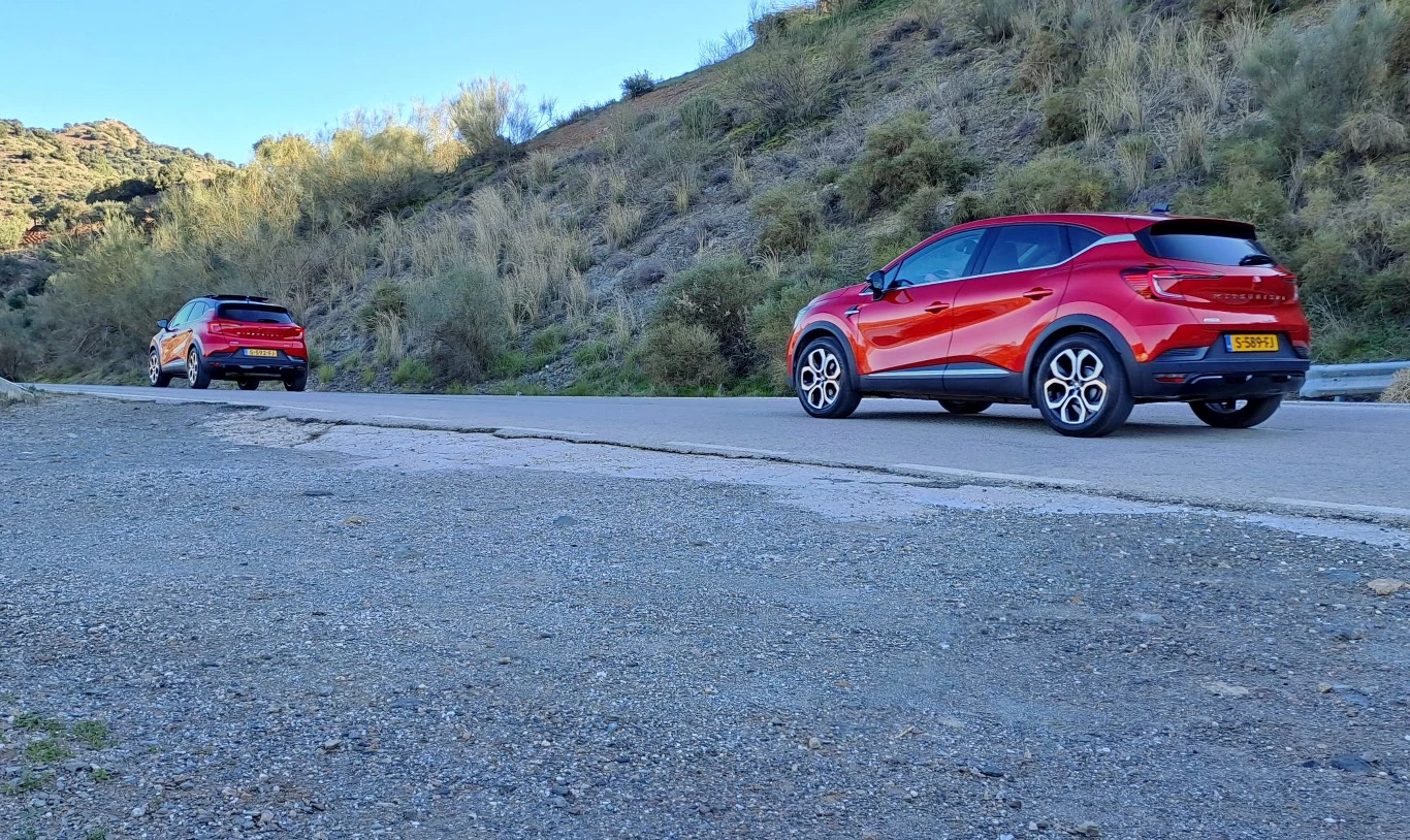 Hybrydowe Mitsubishi ASX zapewnia odpowiednią dynamikę podróżowania. Hybrydowe Mitsubishi ASX zapewnia odpowiednią dynamikę podróżowania.