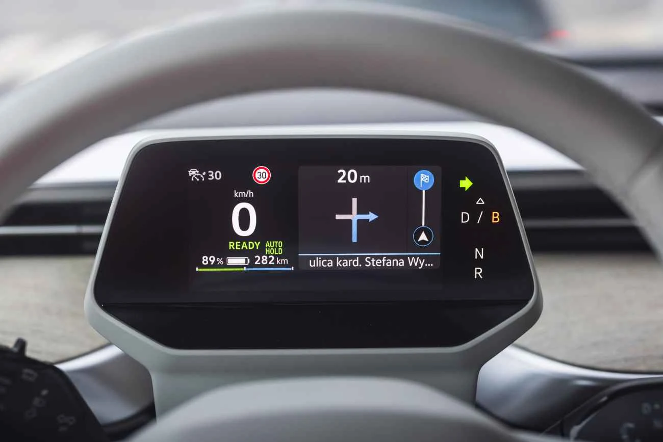 89 proc., 282 km. Czy to wystarczający zasięg dla vana?