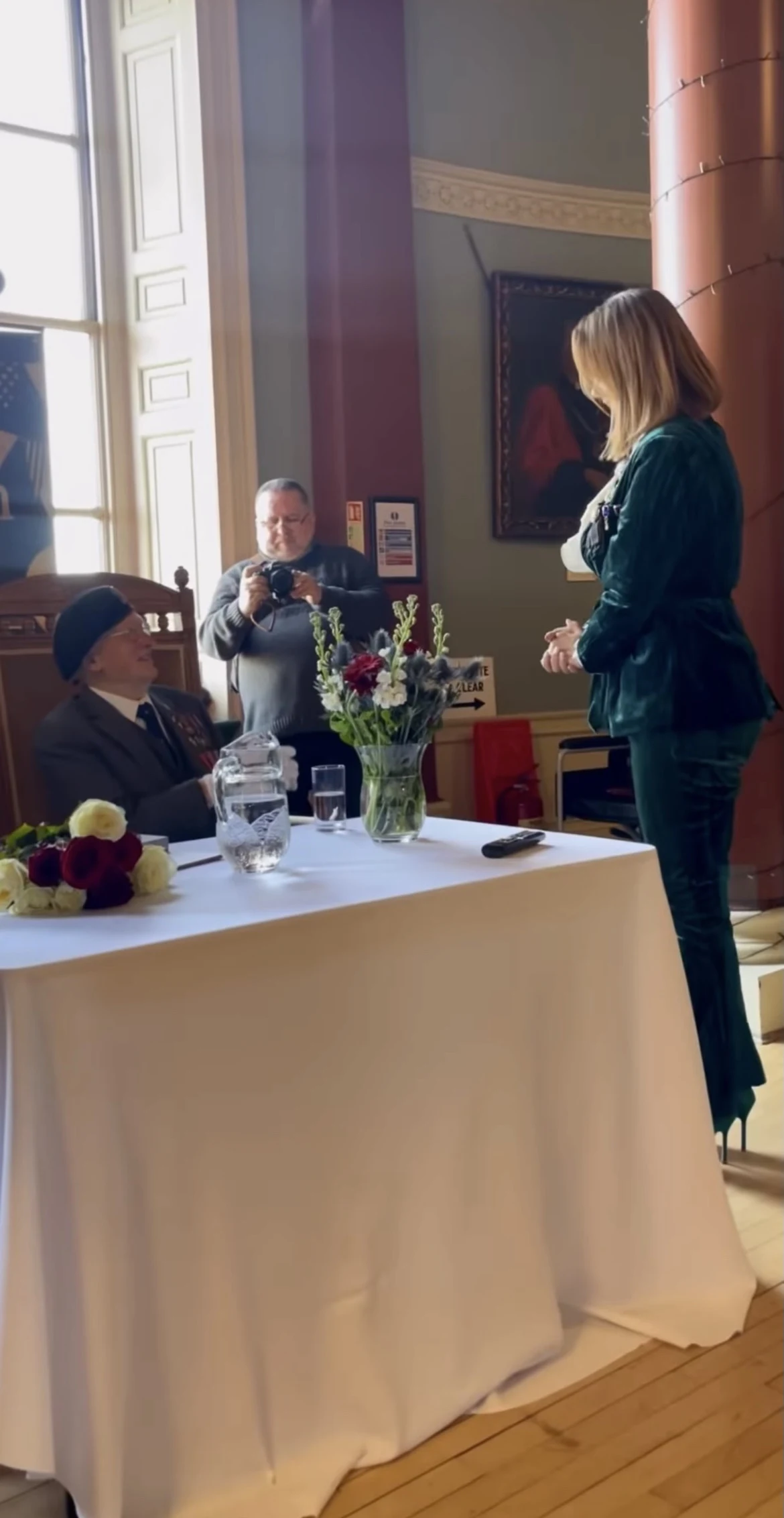 Edyta Górniak i porucznik Edward Szymczak Edyta Górniak i porucznik Edward Szymczak