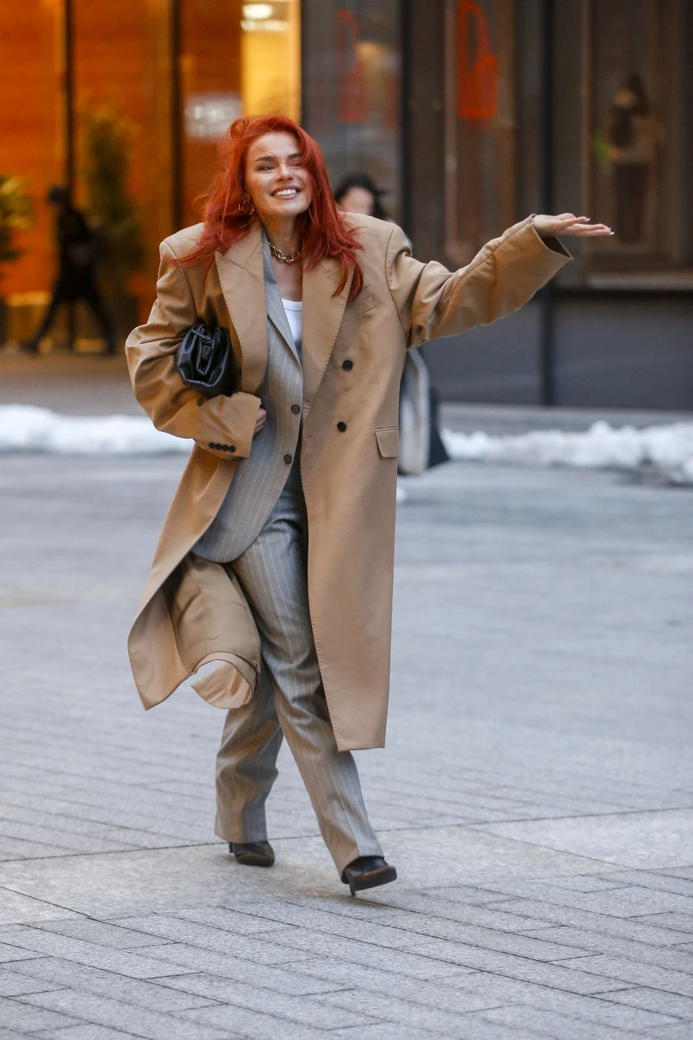 Ruda Natasza Urbańska na ulicy Ruda Natasza Urbańska na ulicy