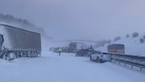 Atak zimy na Słowacji. Karambol na autostradzie D1
