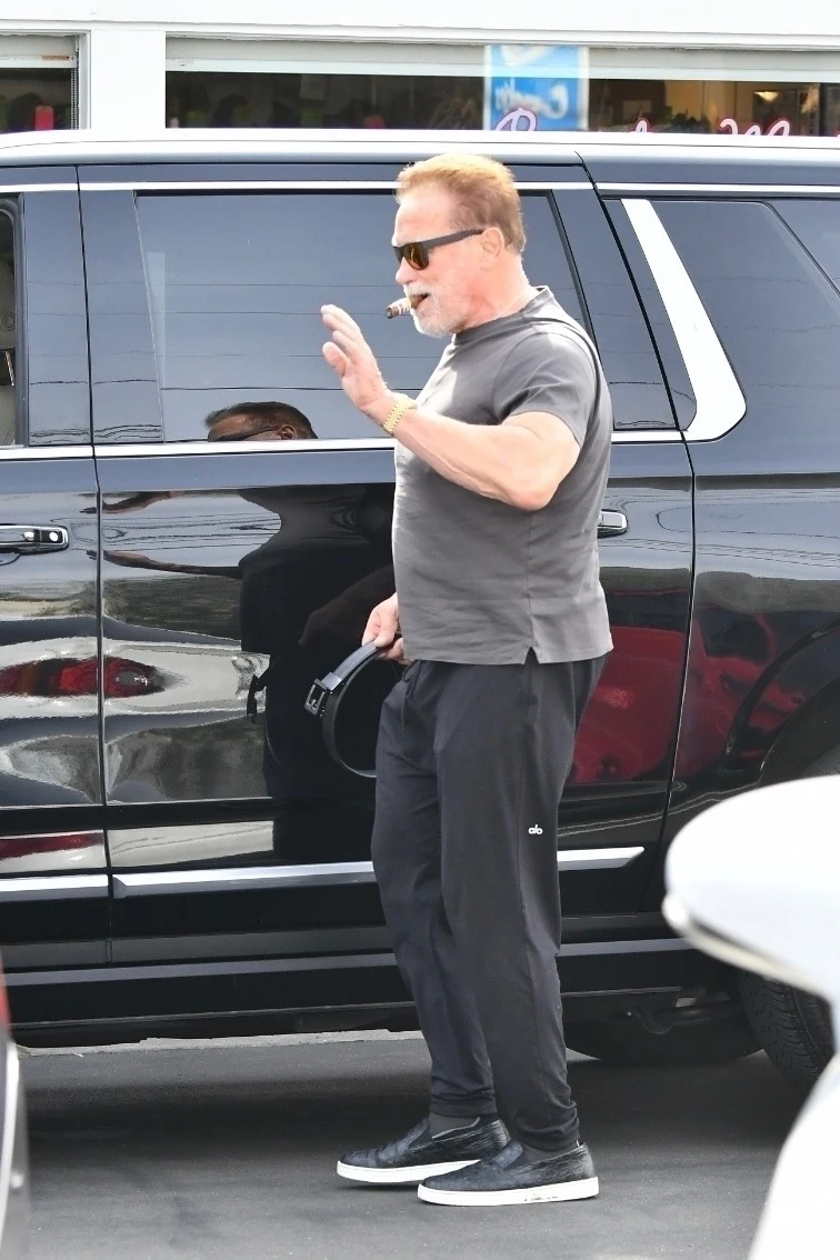 Arnold Schwarzenegger Arnold Schwarzenegger