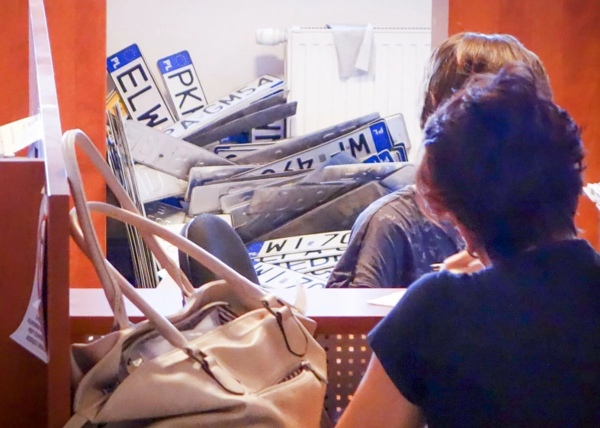 Starostwa dokładają do karania kierowców, którzy nie zgłosili zbycia lub nabycia pojazdów? Starostwa dokładają do karania kierowców, którzy nie zgłosili zbycia lub nabycia pojazdów?