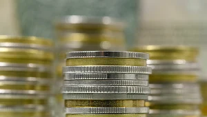 Złoty umacnia się w stosunku do dolara i euro. Zdj. ilustracyjne