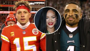 Patrick Mahomes #15 (Kansas City Chiefs) z i  Jalen Hurts #1 (Philadelphia Eagles). W kółku Rihanna 