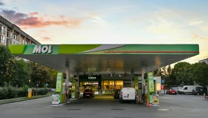 Stacja benzynowa węgierskiej firmy MOL w Budapeszcie