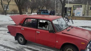 Krwawa zemsta 74-latka na handlarzu nabiałem. Rzucił w ludzi granat