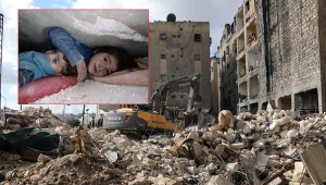 Syria: Siedmiolatka przez 17 godzin trzymała głowę braciszka pod gruzami