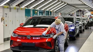 Koncern Volkswagen oświadczył w środę, że rezygnuje z projektu wybudowania tak zwanej gigafabryki na potrzeby samochodów elektrycznych w Czechach