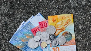 mBank liczy, że liczba ugód w sprawie kredytów frankowych będzie wyższa niż liczba nowych pozwów sądowych