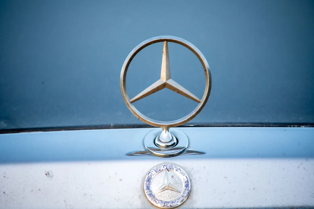 Mercedes Benz otrzymał kilkaset tysięcy pozwów
