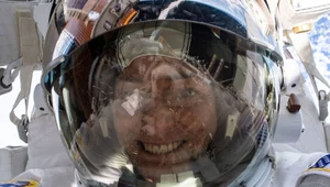 Zdjęcie selfie w kosmosie. Astronautka Nicole Mann chciała mieć pamiątkę