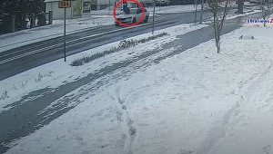 Mężczyzna został potracony na przejściu dla pieszych