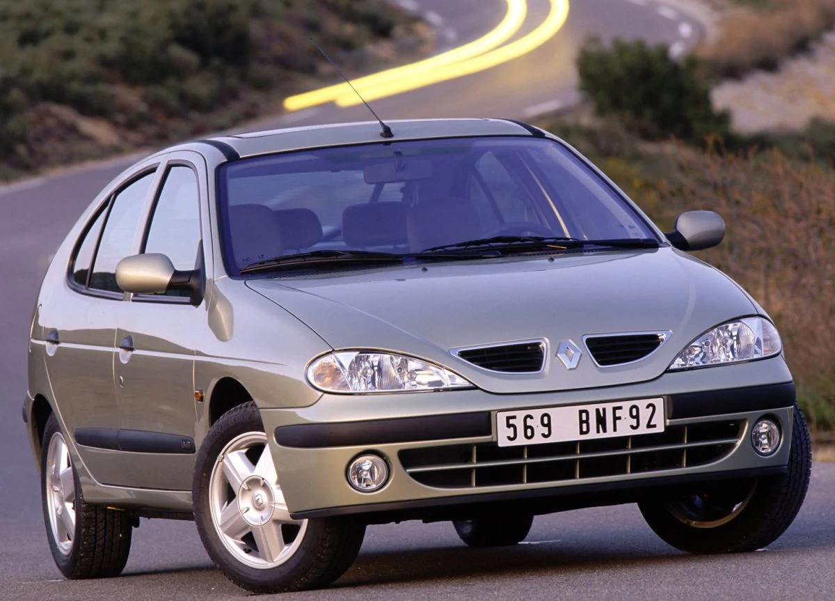 Renault Megane - 6 016 zezłomowanych Renault Megane - 6 016 zezłomowanych