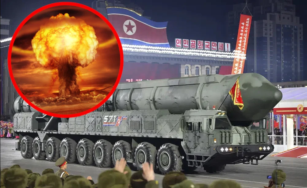 Korea Północna znów straszy atomem. W największym pokazie swojej broni nuklearnej pokazała nowy pocisk ICBM Korea Północna znów straszy atomem. W największym pokazie swojej broni nuklearnej pokazała nowy pocisk ICBM