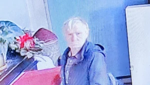 Policja opublikowała wizerunek podejrzanego o włamanie do kościoła