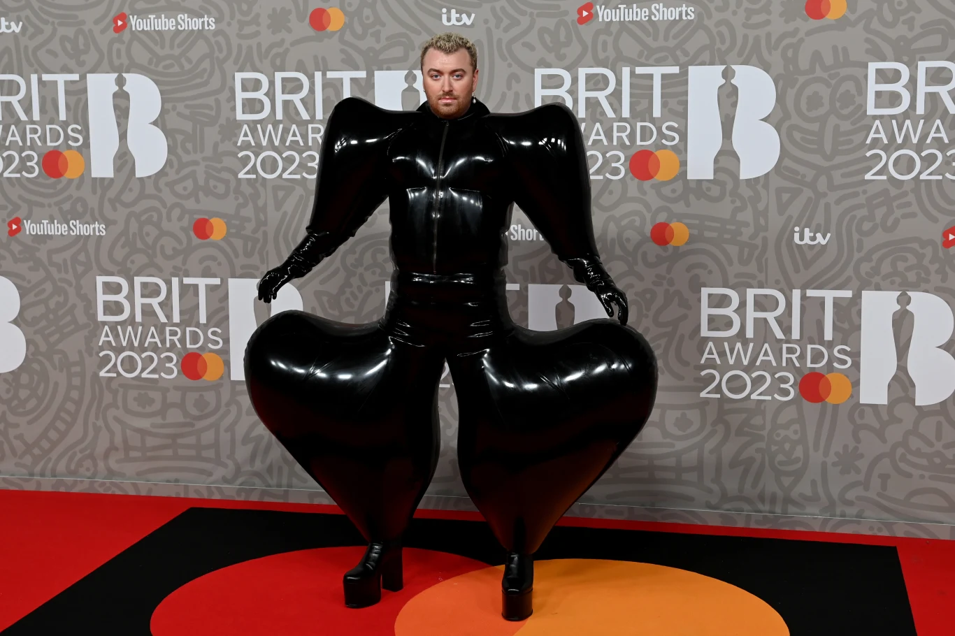 Sam Smith na Brit Awards 2023