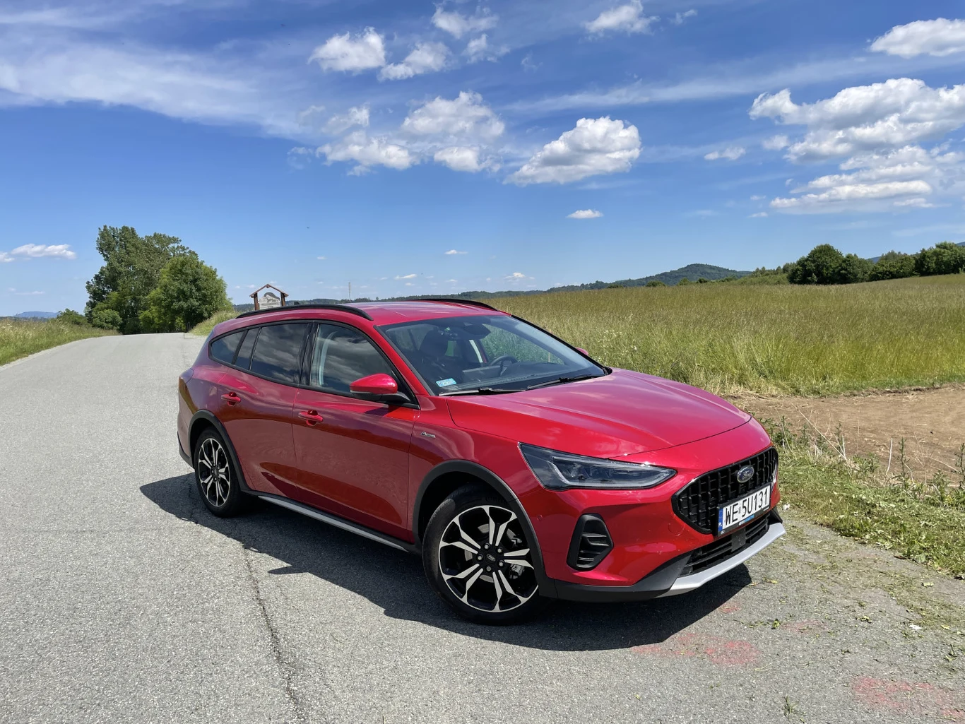 Nadwozie Focusa Active X inspirowane było stylistyką SUV-ów, których w ofercie Forda znajdziemy całkiem sporo