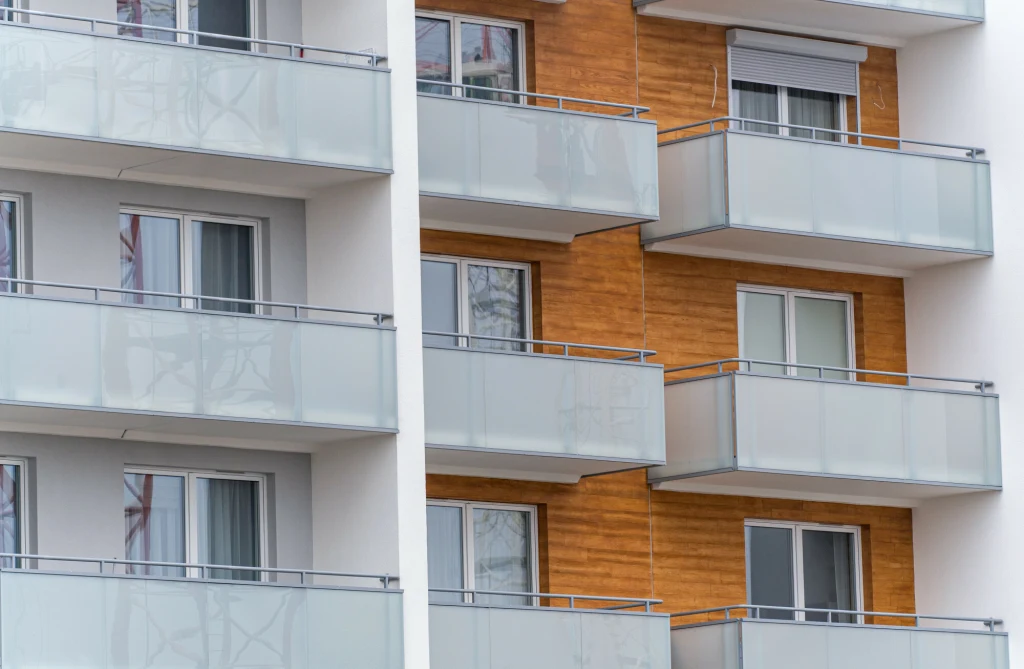 Kredyt z dopłatami może niektórym ułatwić zakup pierwszego mieszkania, ale także wpłynąć na wzrost cen Kredyt z dopłatami może niektórym ułatwić zakup pierwszego mieszkania, ale także wpłynąć na wzrost cen