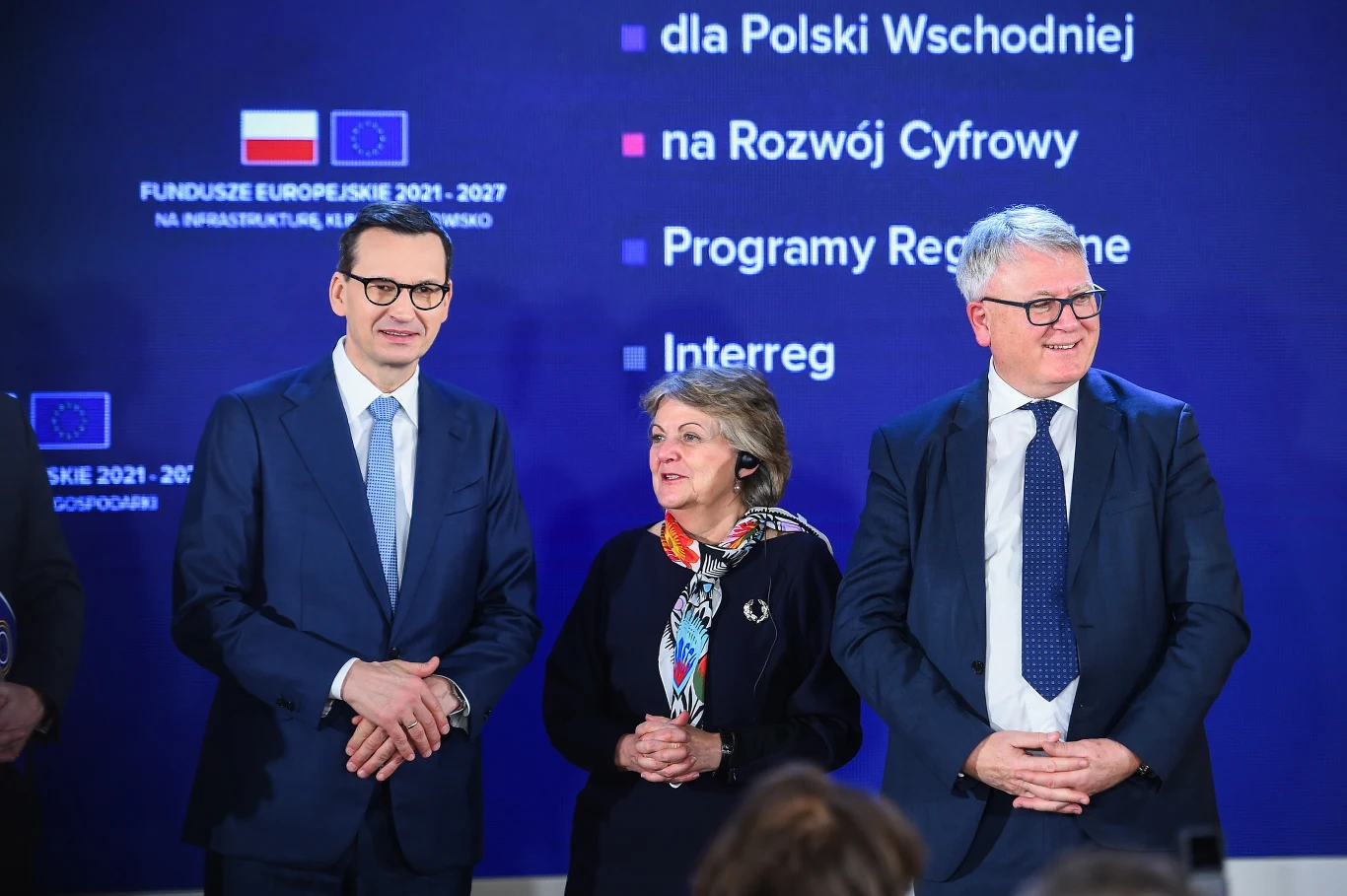 Premier Mateusz Morawiecki z unijnymi komisarzami Elisą Ferreirą i Nicolasem Schmitem