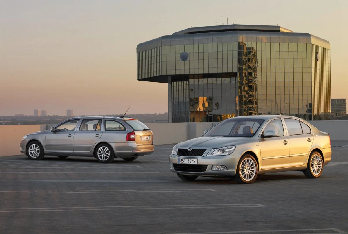 Skoda Octavia - liczba ogłoszeń: 31 421, średnia cena: 26 500 zł, średni przebieg: 199,9 tys. km, średni wiek: 11,5 roku