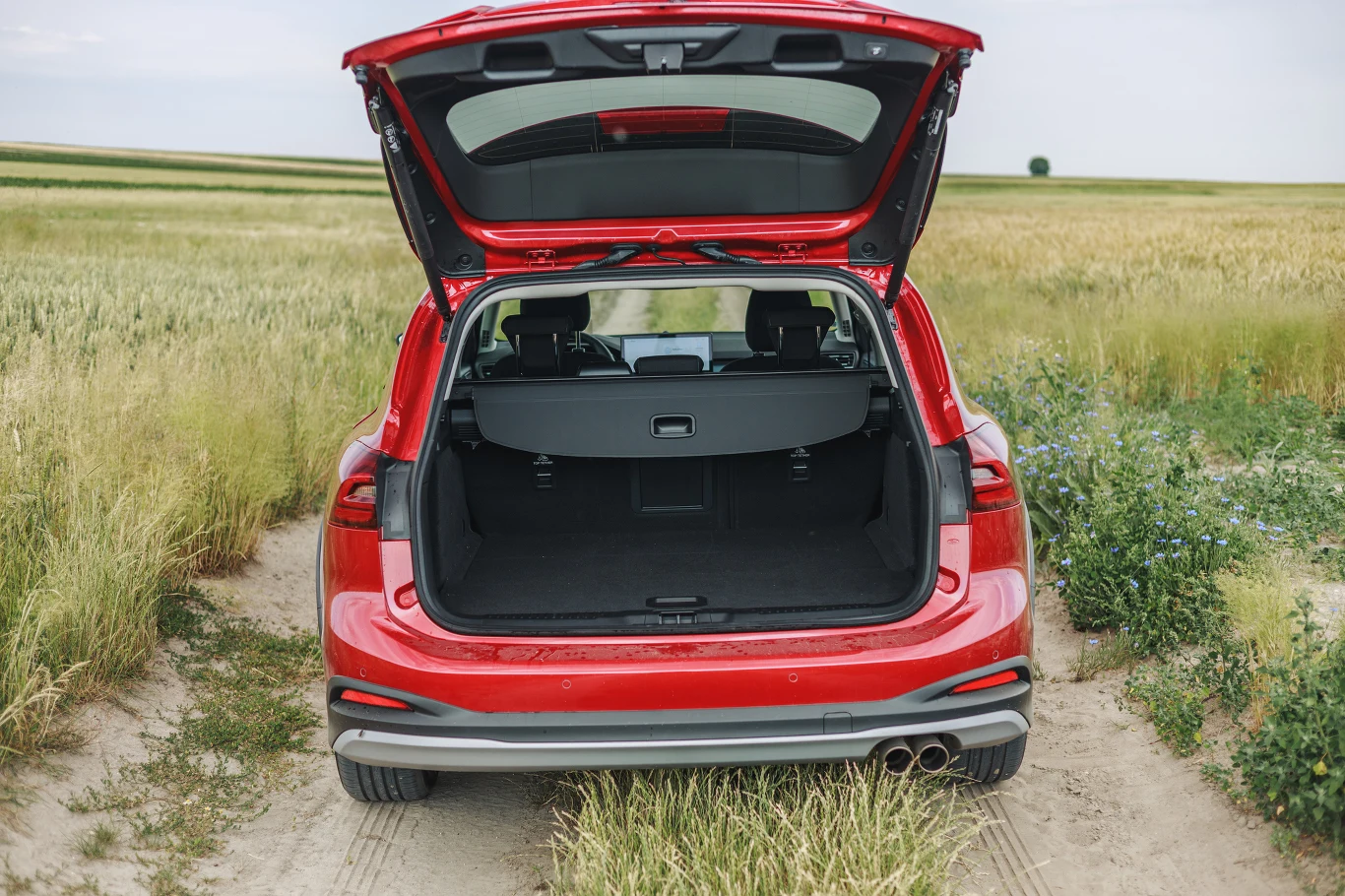 Ford Focus Active X kombi 1.0 EcoBoost