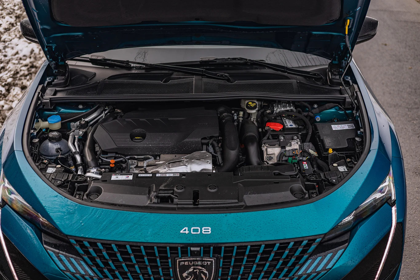 Peugeot 408 GT PHEV 225
