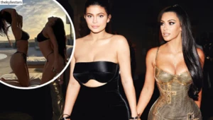 Kylie Jenner i Kim Kardashian niczym bliźniaczki. Zdjęcia w bikini zrobiły furorę