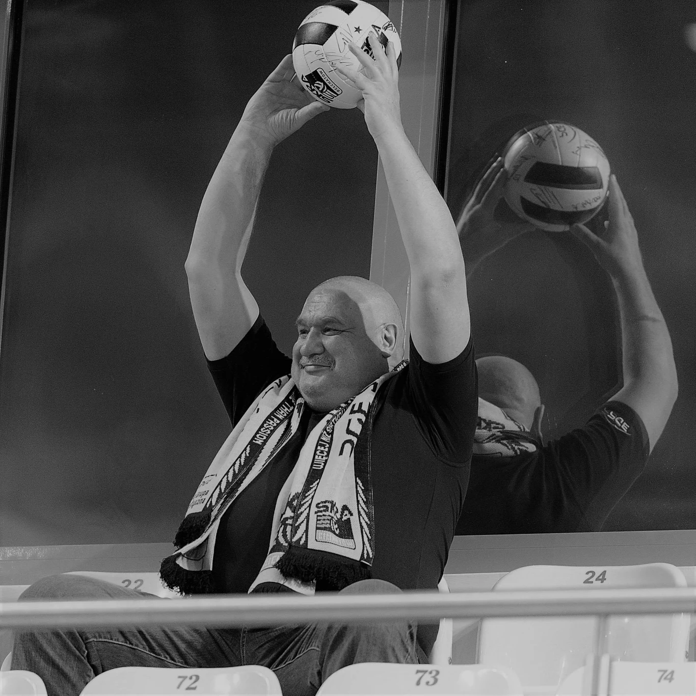 Grzegorz Skrzecz Grzegorz Skrzecz