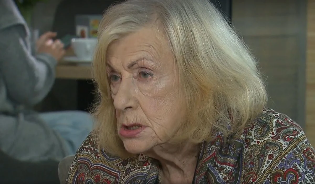 Halina Jabłonowska, kadr z serialu "Klan" Halina Jabłonowska, kadr z serialu "Klan"