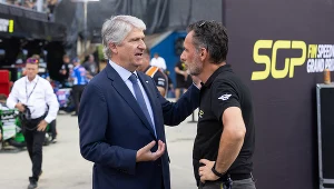 Francuz sypał dolarami. Miał być nietykalny [OPINIA]