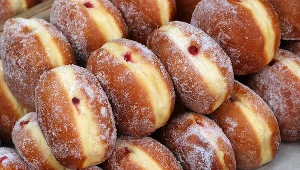 Opłaca się kupić większą ilość pączków